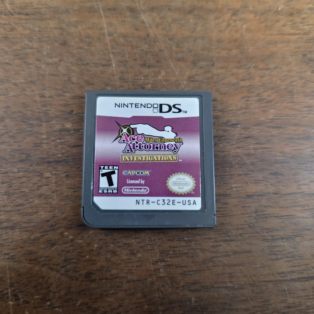 Nintendo DS Game Cartridge - Purple and Black